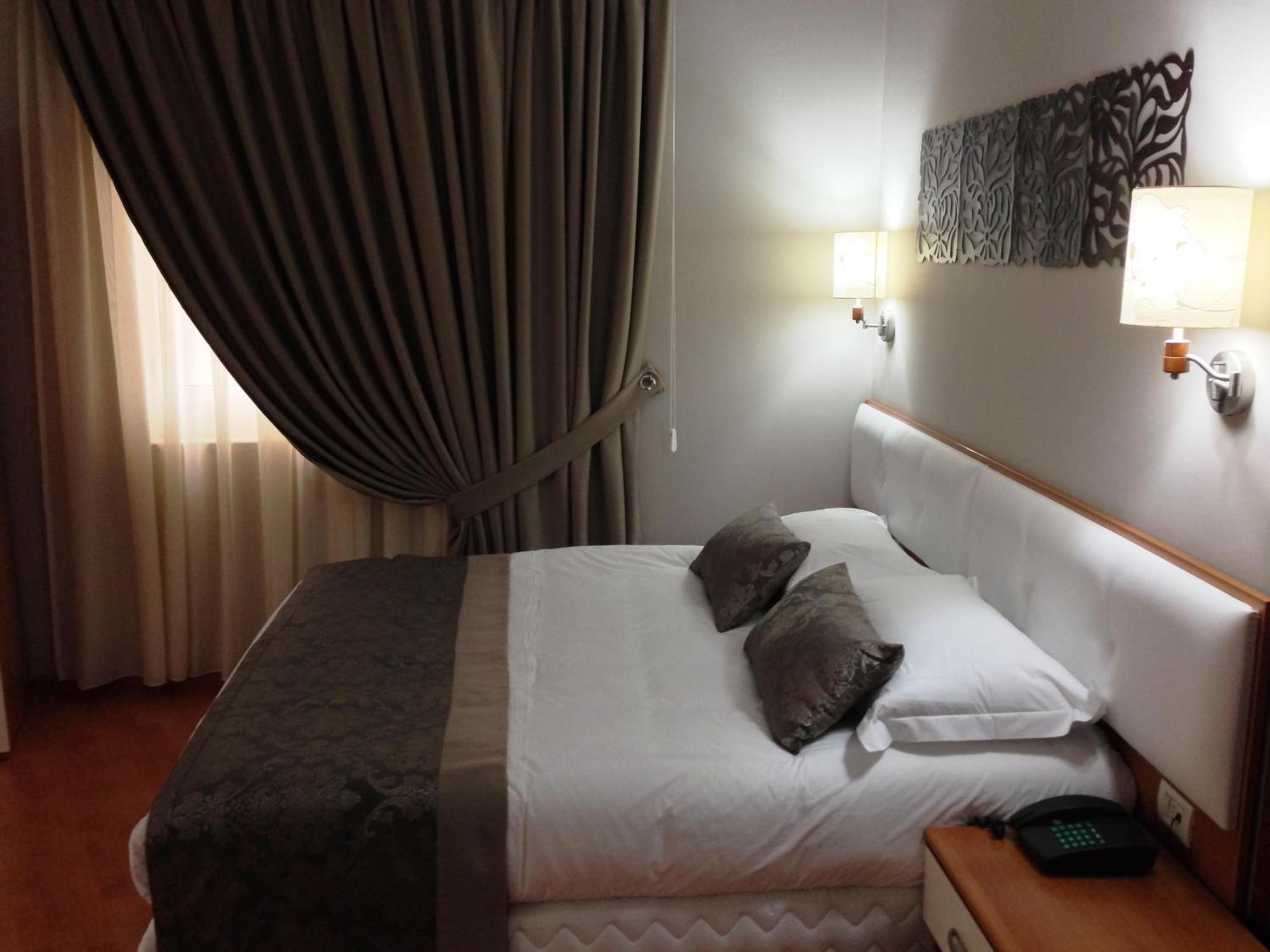 דורס Hotel Arvi חדר תמונה