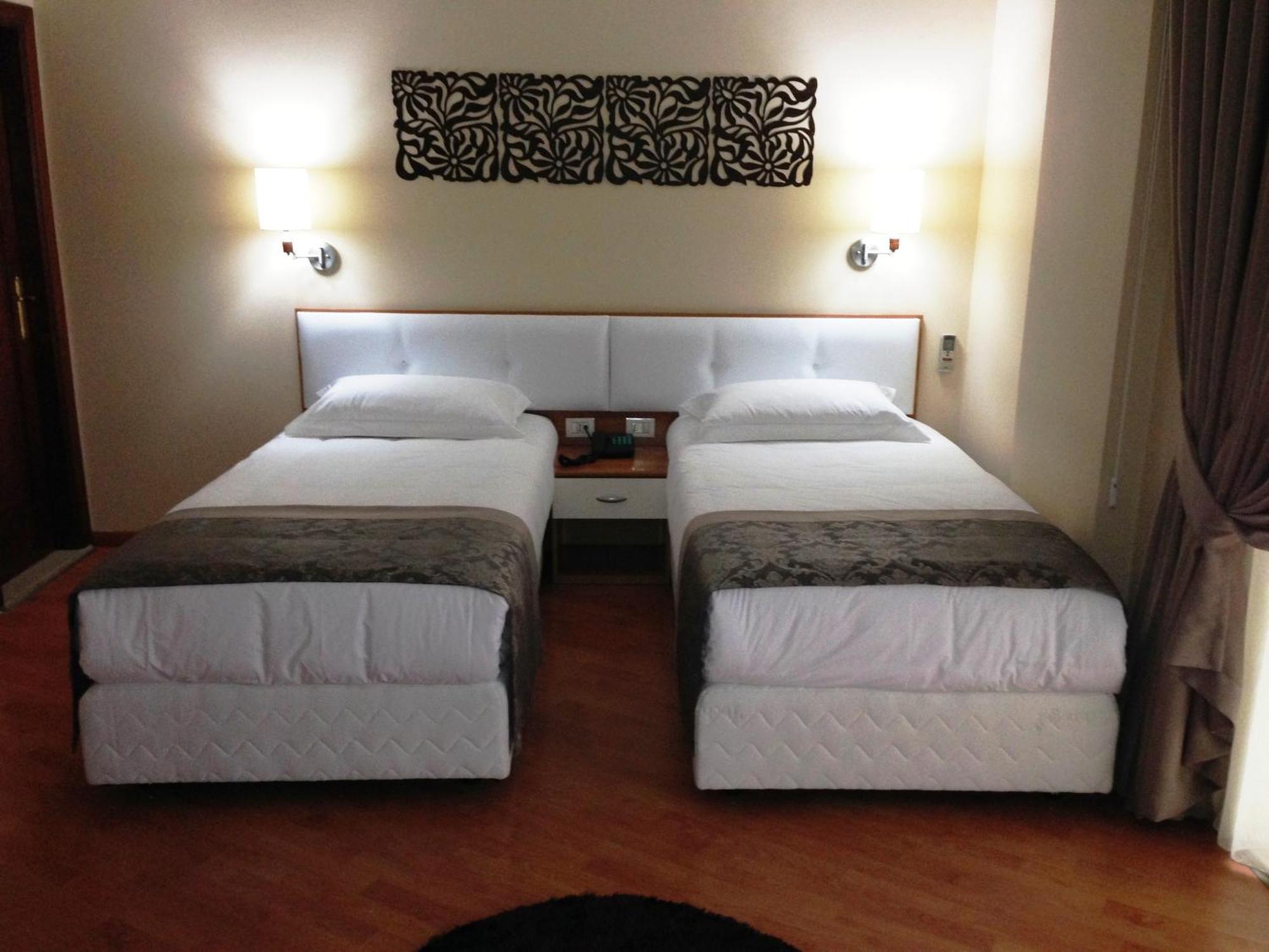 דורס Hotel Arvi חדר תמונה