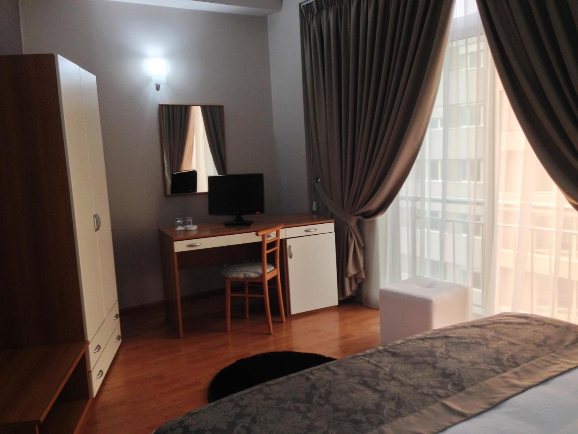 דורס Hotel Arvi חדר תמונה