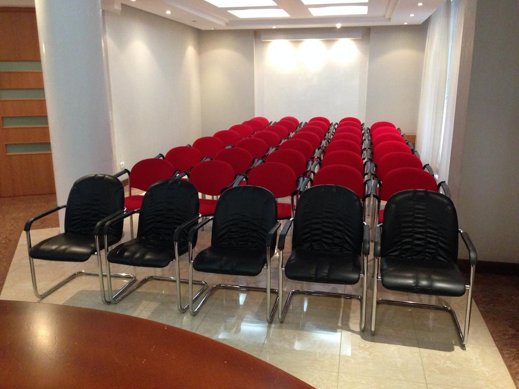 דורס Hotel Arvi מראה חיצוני תמונה
