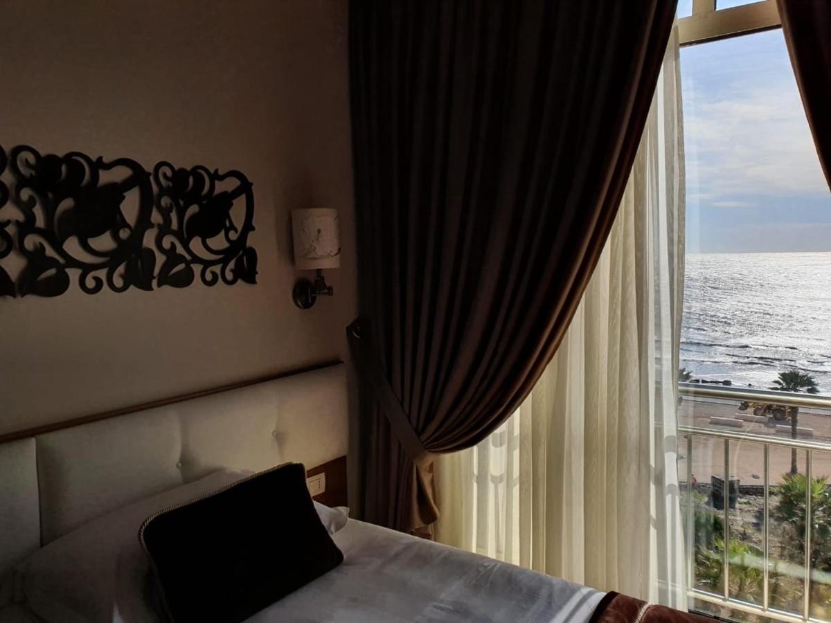 דורס Hotel Arvi מראה חיצוני תמונה